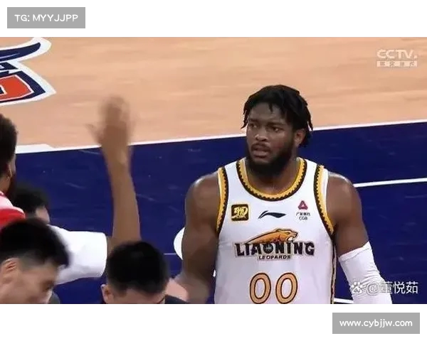 CBA常规赛精彩纷呈各队争夺激烈季后赛门票形势扑朔迷离